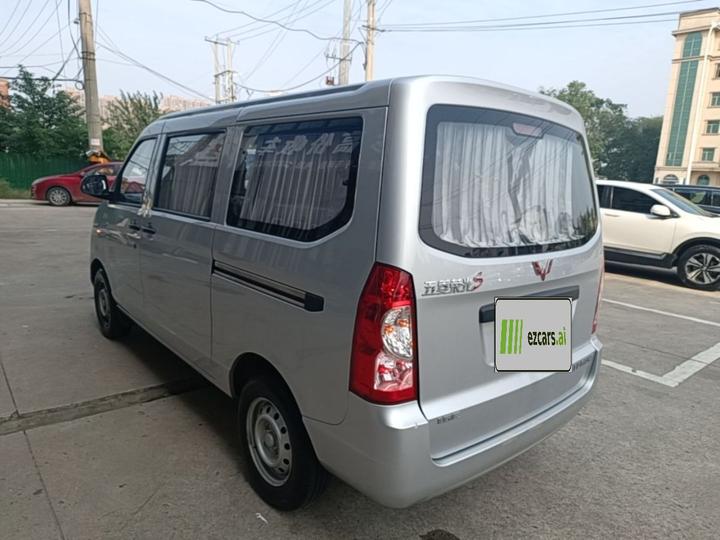 Wuling Rongguang S 2023 1.5L 5/7-Seater photo 4