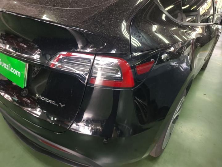 Model Y 2022 Facelift RWD photo 7
