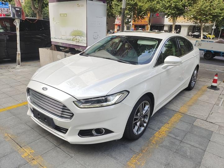 Mondeo 2013 2.0L GTDi240 Luxury Sport