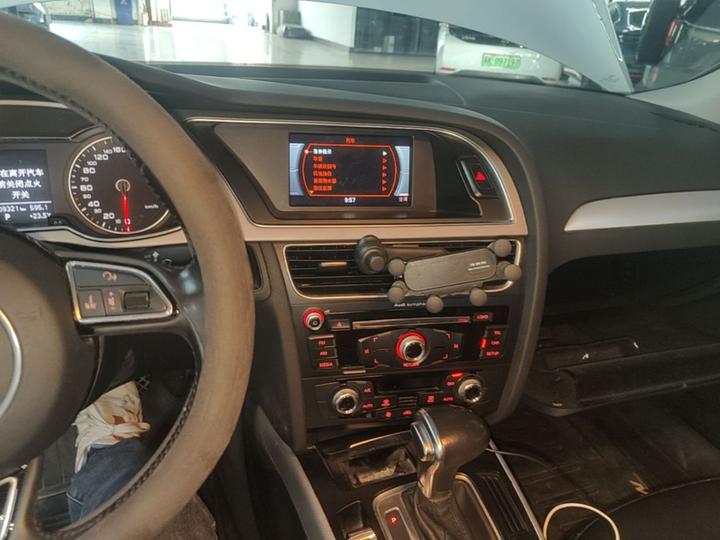 A4L 2016 35 TFSI Collection AT Standard photo 4