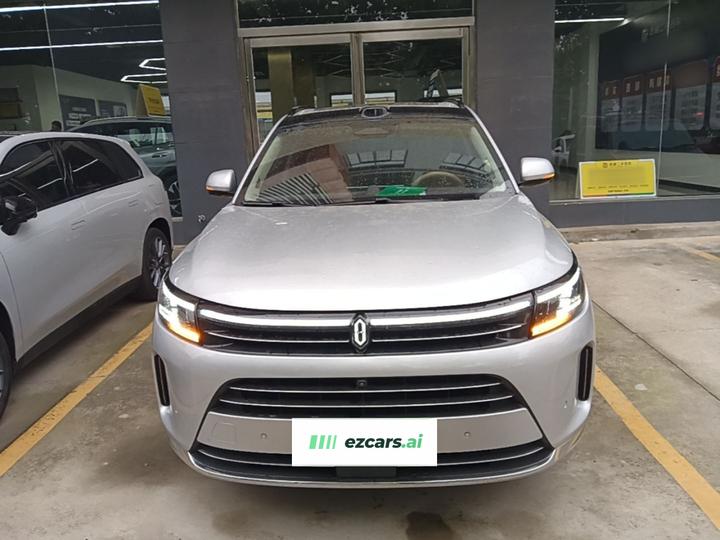 HIMA AITO M7 2024 1.5T ADAS AWD Max 6-Seater photo 2