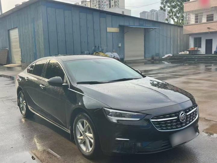Regal 2022 552T Smart photo 3