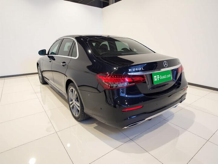 E-Class 2022 Facelift E 260 L Sport photo 4