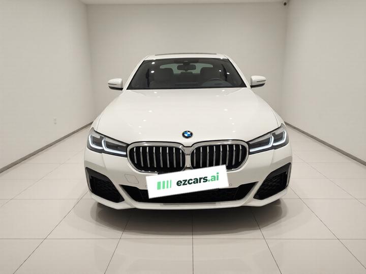 5 Series 2022 Facelift 530Li Leading M Sport Package photo 2