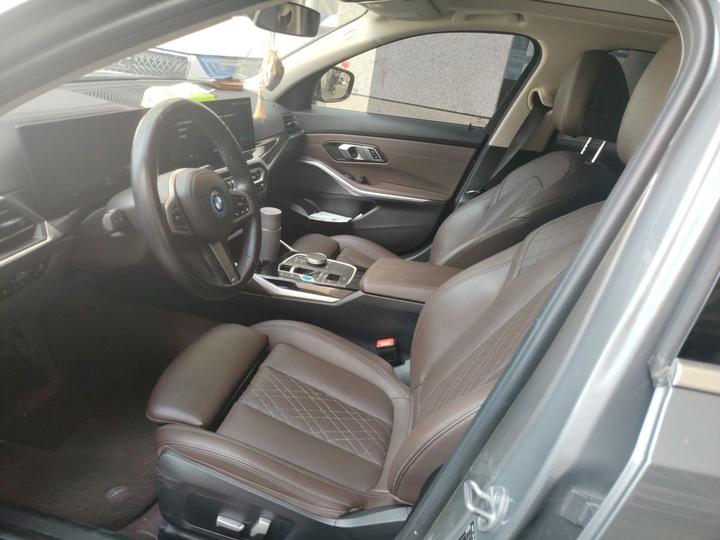 i3 2022 eDrive 35 L photo 7