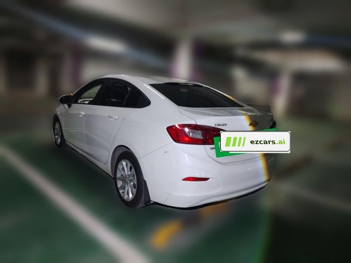 2018 320 AT photo 4