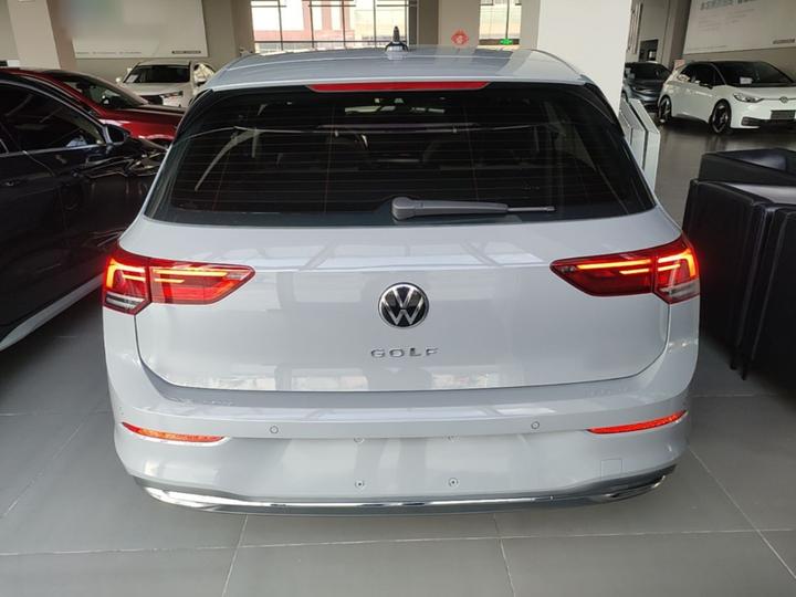 Golf 2023 280TSI DSG Pro photo 3