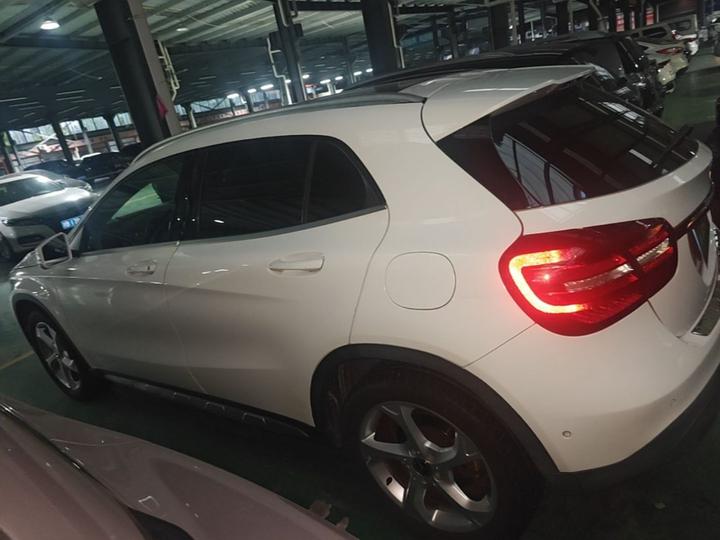 GLA 2017 GLA 200 Dynamic photo 4