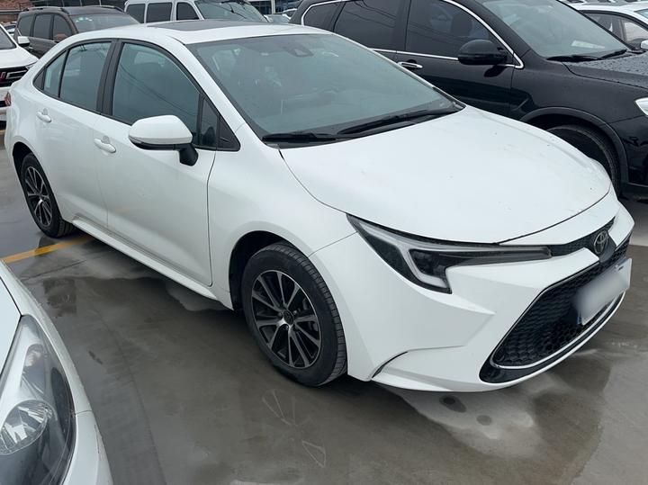 Levin 2023 185T CVT Luxury photo 3
