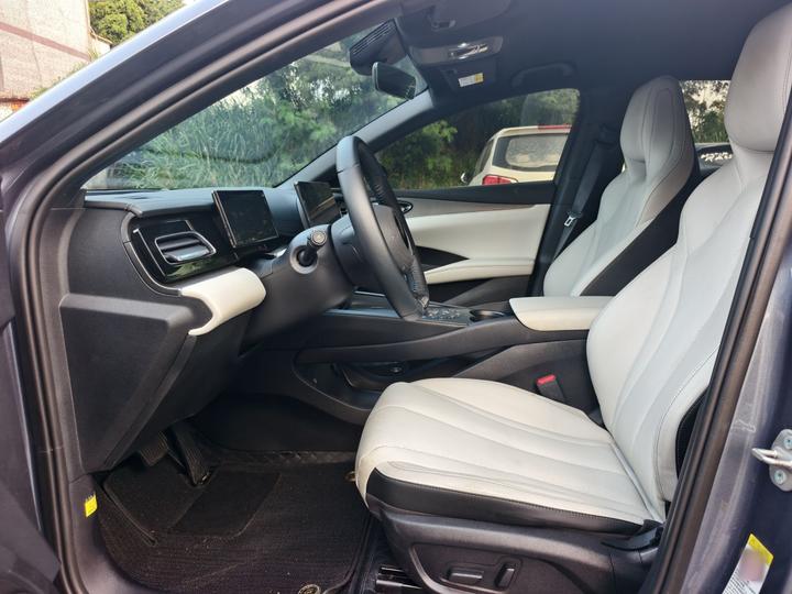 Seal 06 EV 2024 DM-i 80KM Premium photo 6