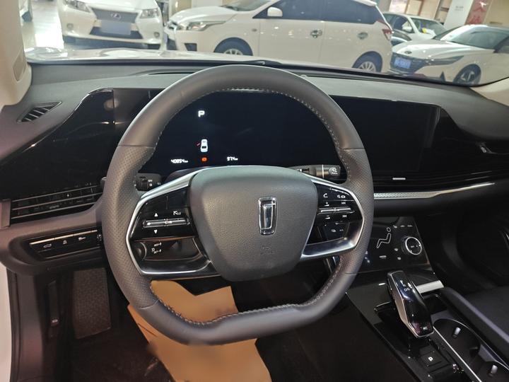 Bestune B70 2022 3rd Gen 1.5T AT photo 5
