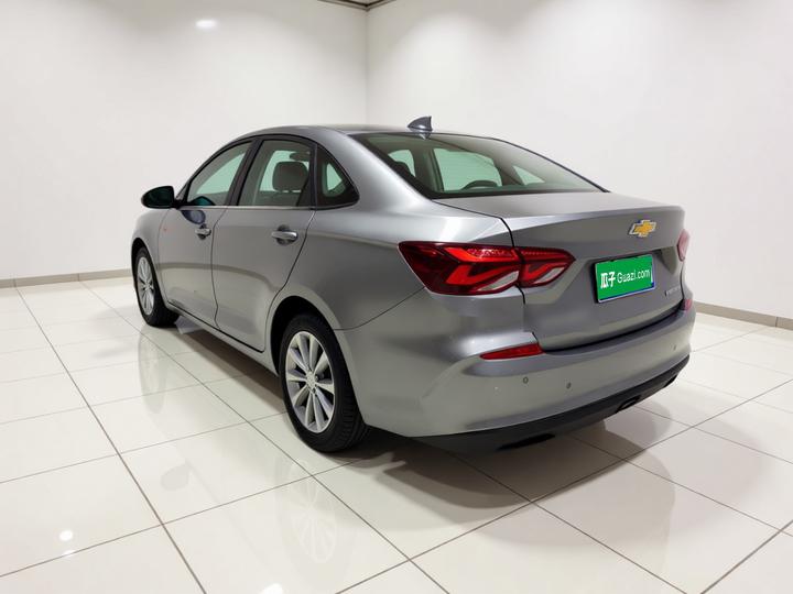 Cruze 2020 320 AT photo 4