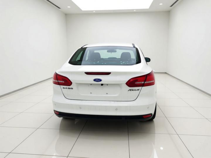 Focus 2015 Sedan 1.6L AT photo 5