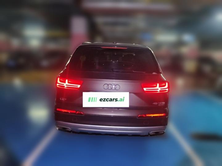 Q7 2018 45 TFSI Tech photo 5