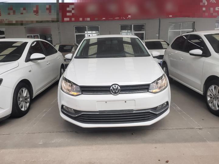 Polo 2016 1.6L AT Comfort photo 2