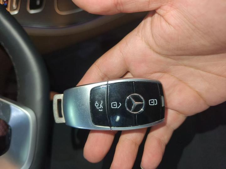 E-Class 2020 Facelift E 260 L Sport photo 8