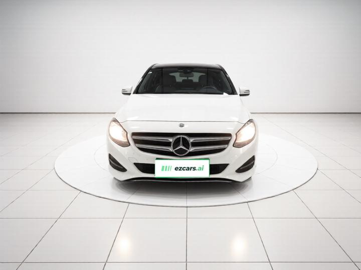 B-Class 2017 B 200 Dynamic photo 2