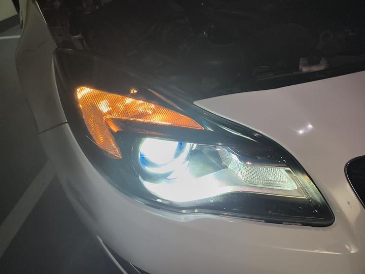 Regal 2015 1.6T Elite Tech photo 7