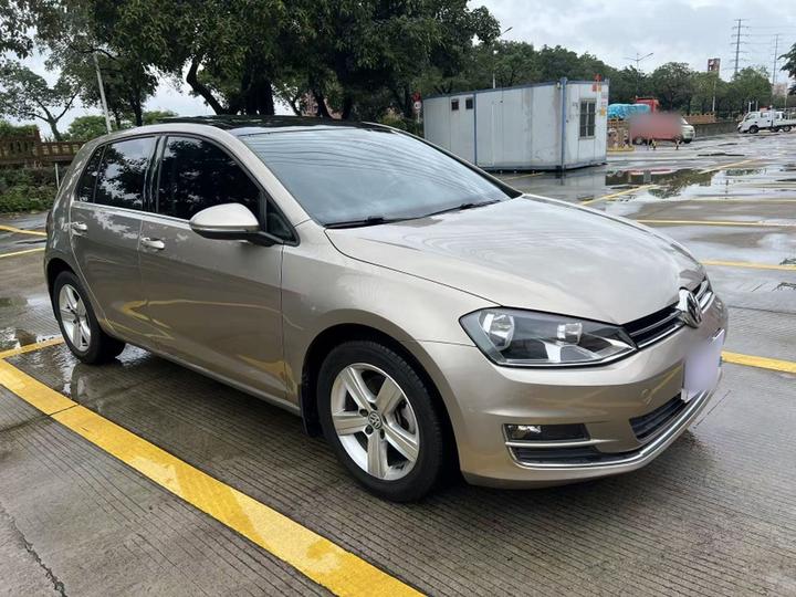 Golf 2016 1.6L AT Comfort photo 3
