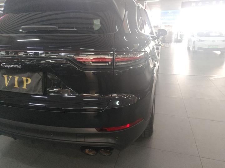 2018 Cayenne 3.0T photo 7