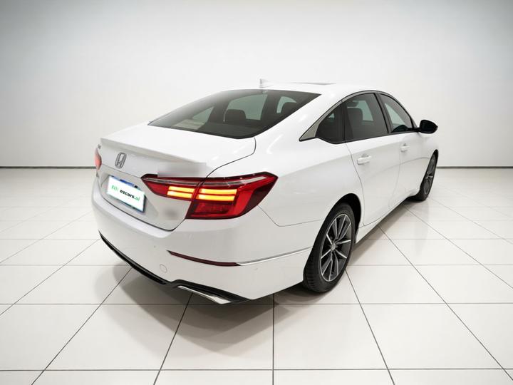 2022 260TURBO Elegant photo 4