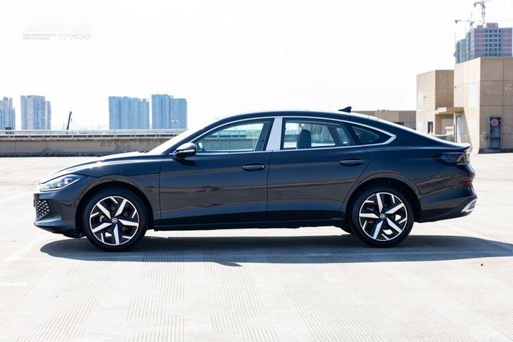 2025 Lamando L 280TSI DSGPLUS photo 3