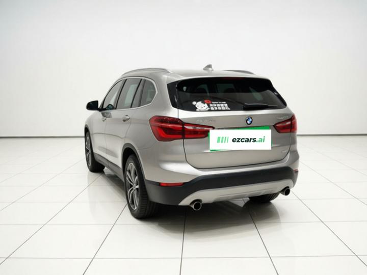 X1 2018 sDrive20Li Leading photo 4