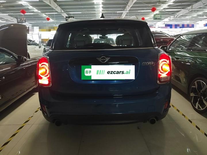 2018 2.0T COOPER S ALL4 photo 3