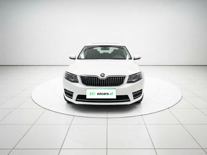 Octavia 2017 1.6L AT photo 2