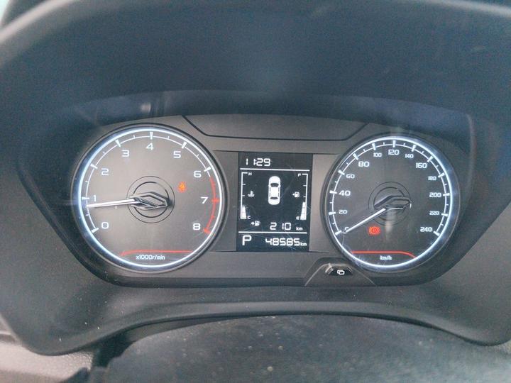 Vision X3 2021 PRO 1.5L CVT Premium photo 8