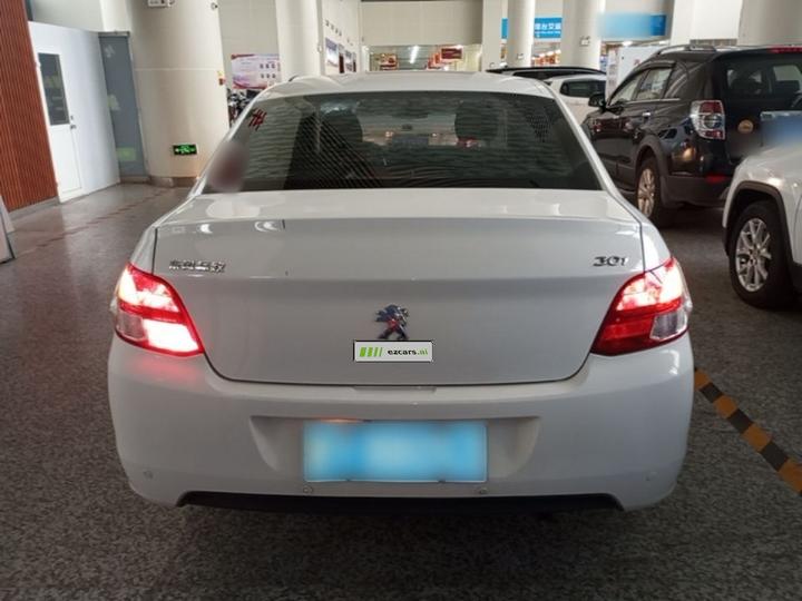 301 2014 1.6L MT Comfort photo 5