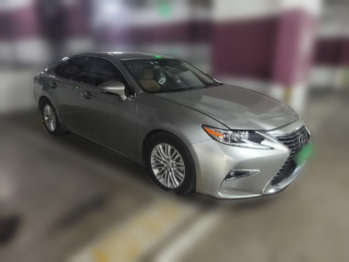 ES 2015 200 Elite photo 3