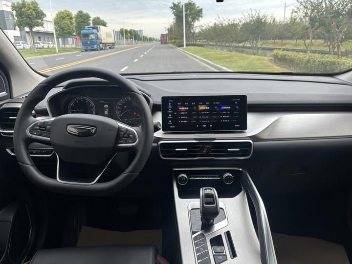 Binyue 2020 Facelift 240T DCT photo 4