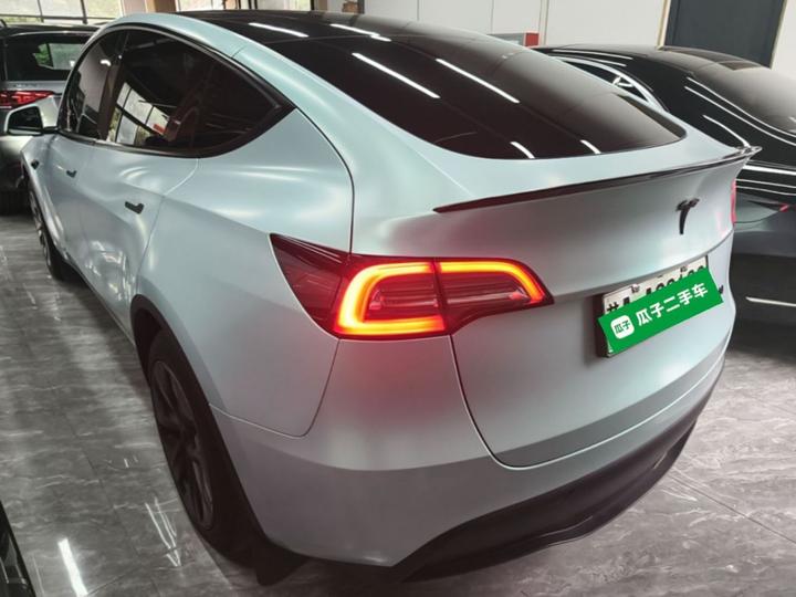 Model Y 2024 RWD photo 4