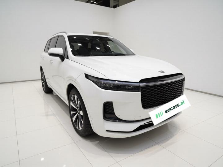 Li Auto ONE 2021 EREV 6-Seater photo 3