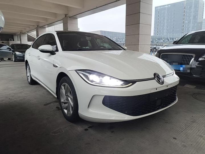 2022 Lamando L 280TSI DSG photo 3