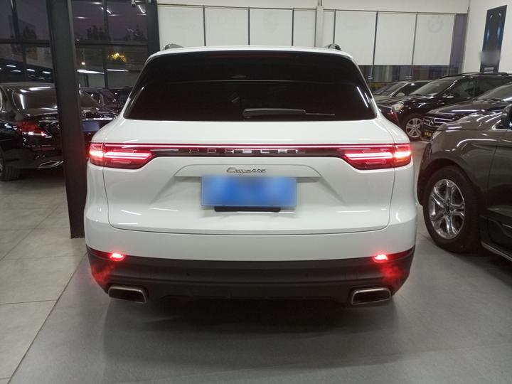 Cayenne Parallel Import photo 4
