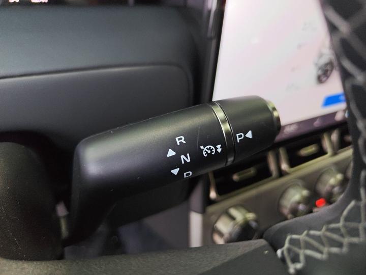 iCAR-Class V23 2026 V23S 501 AWD Performance photo 6