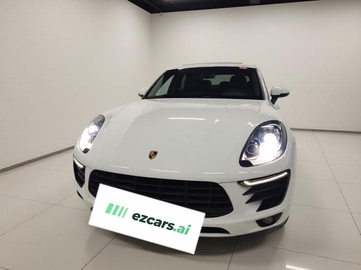 2014 Macan 2.0T photo 2