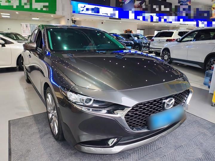 3 Axela 2023 2.0L AT photo 3