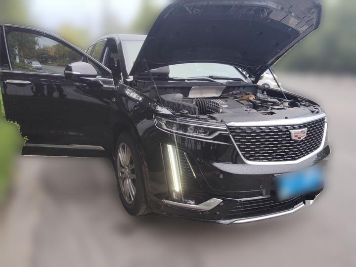 XT6 2022 2.0T 6-Seater AWD Luxury photo 3