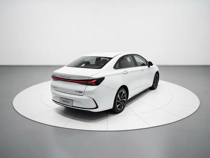 BAIC U5 PLUS 2023 1.5L CVT Luxury photo 5