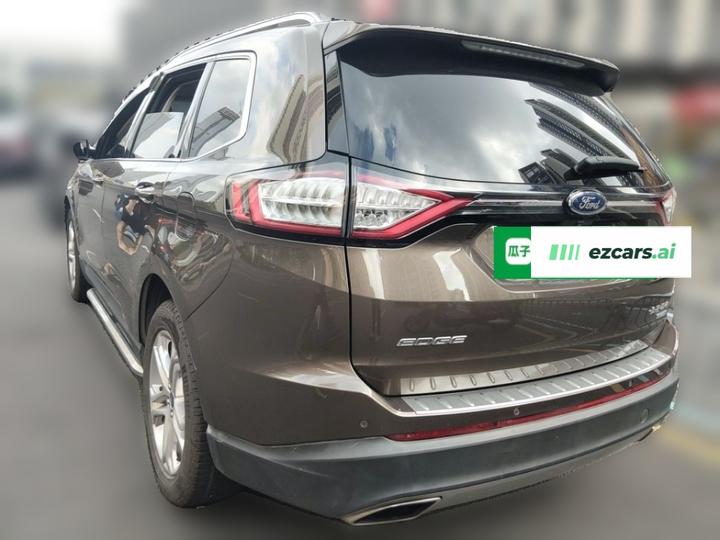 Edge 2016 EcoBoost 245 AWD 7-Seater photo 4