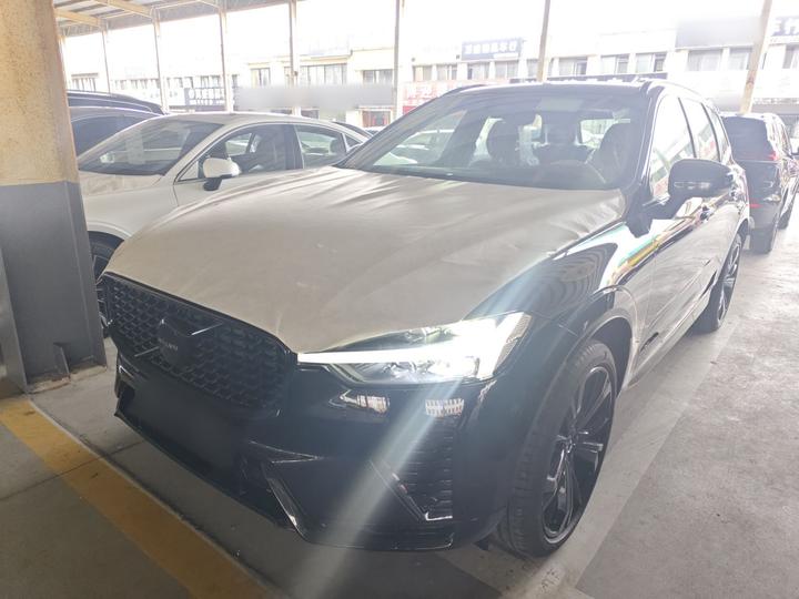 XC60 2025 B5 AWD