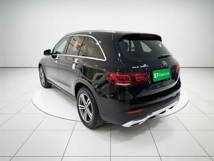GLC 2021 GLC 260 L 4MATIC Dynamic photo 4