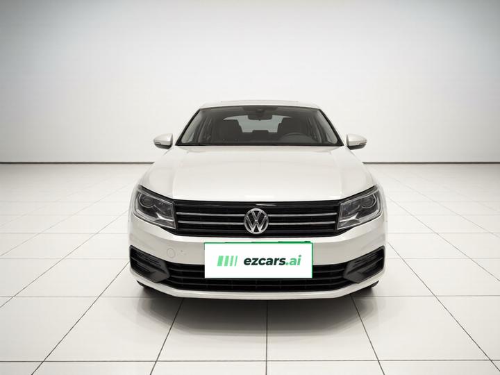 Santana 2021 1.5L MT photo 2
