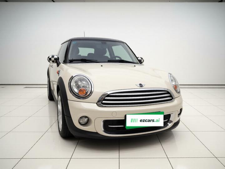 2011 1.6L COOPER Fun photo 3