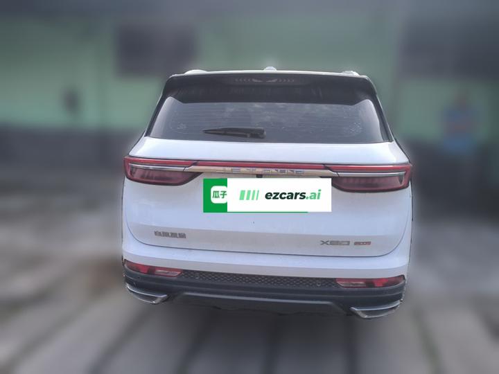X90 PLUS 2023 Facelift 1.5T MT 7-Seater photo 5