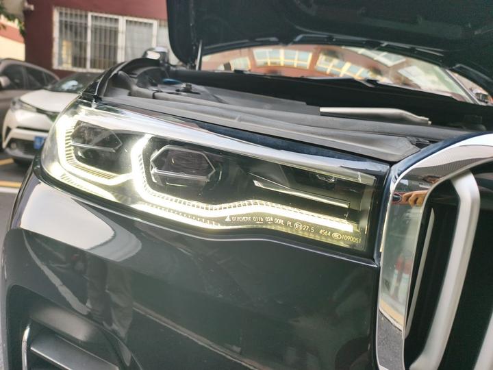 X7 2021 xDrive40i Leading Luxury photo 7