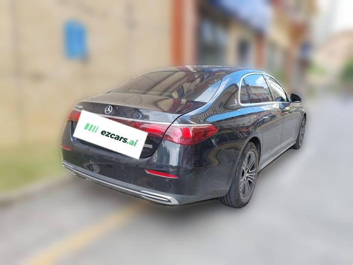 E-Class 2025 E 260 L photo 6